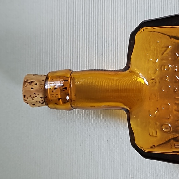 VINTAGE E.C. Booz's Amber Old Cabin Empty Whiskey Glass Bottle With Cork - Picture 6 of 8